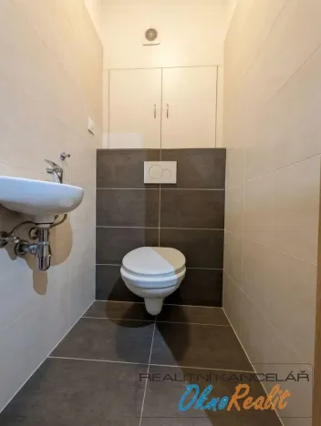 Prodej bytu 2+1, Kroměříž, náměstí Míru, 71 m2
