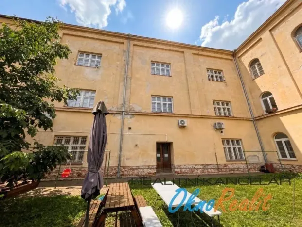 Prodej bytu 2+1, Kroměříž, náměstí Míru, 71 m2