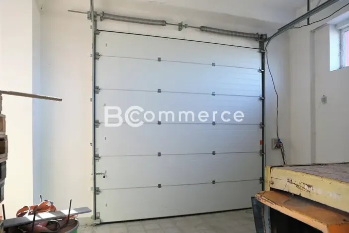 Pronájem skladu, Brno, 880 m2