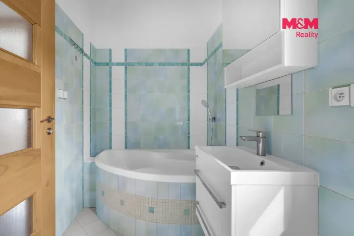Prodej rodinného domu, Dašice - Pod Dubem, 100 m2