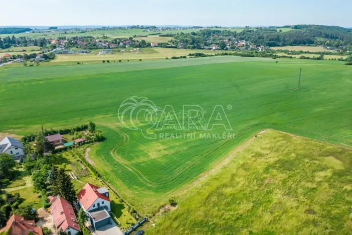 Prodej pozemku pro bydlení, Nučice, U zastávky, 12636 m2
