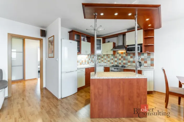 Pronájem bytu 3+kk, Praha - Prosek, Cihlářská, 74 m2