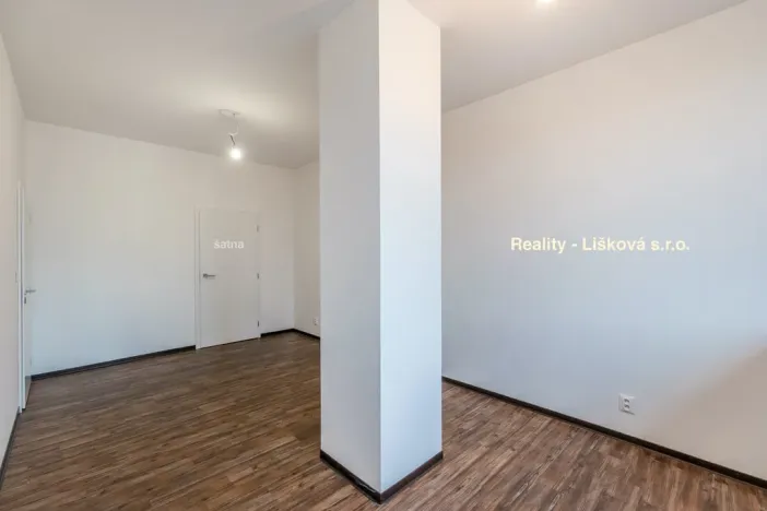 Pronájem bytu 2+kk, Ústí nad Labem - Ústí nad Labem-centrum, Velká Hradební, 70 m2