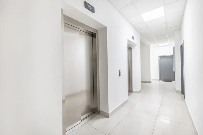 Pronájem bytu 2+kk, Ústí nad Labem - Ústí nad Labem-centrum, Velká Hradební, 70 m2