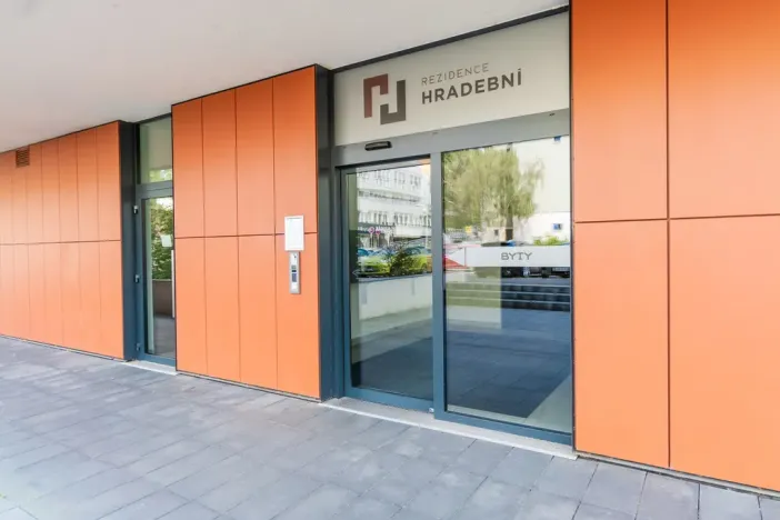 Pronájem bytu 2+kk, Ústí nad Labem - Ústí nad Labem-centrum, Velká Hradební, 70 m2
