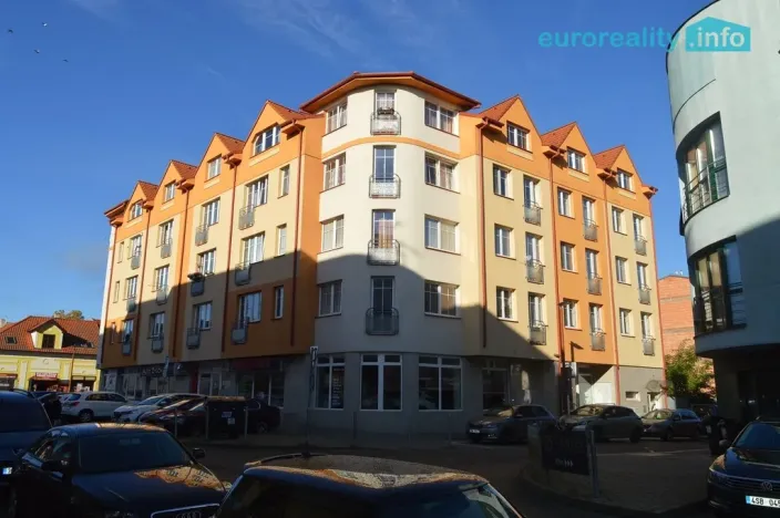 Pronájem bytu 2+kk, Kladno, O. Peška, 59 m2