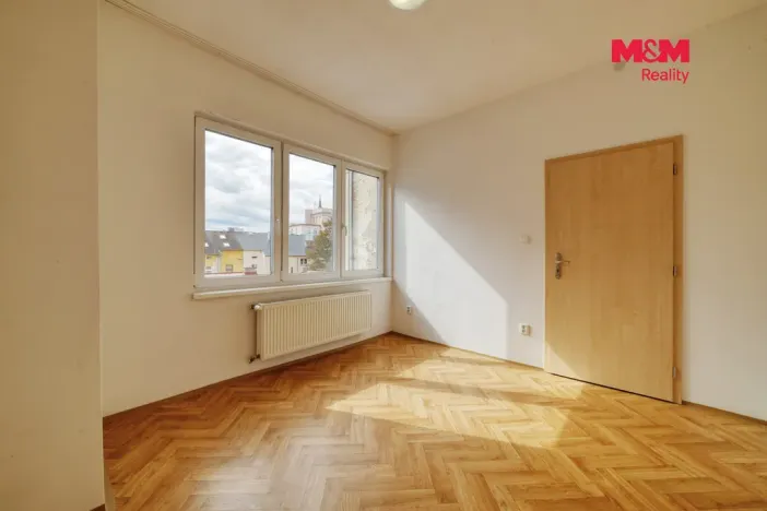 Pronájem bytu 2+1, Cheb, Svobody, 72 m2
