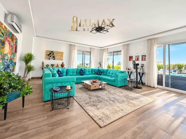 Prodej vily, Hurghada,, 310 m2