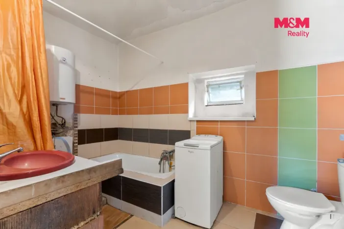Prodej rodinného domu, Pardubice - Mnětice, Černoborská, 110 m2
