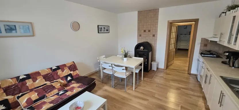 Pronájem rodinného domu, Osek, 130 m2