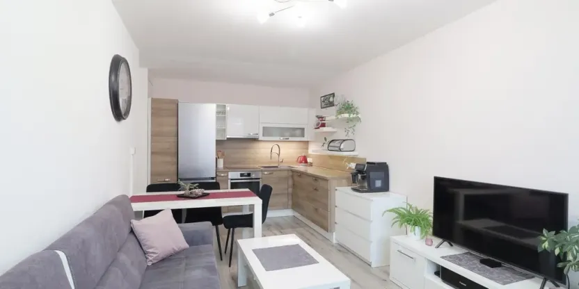 Prodej bytu 2+kk, Praha - Stodůlky, Běhounkova, 43 m2