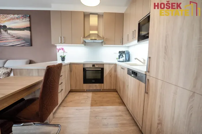 Prodej bytu 3+kk, Holubice, 80 m2