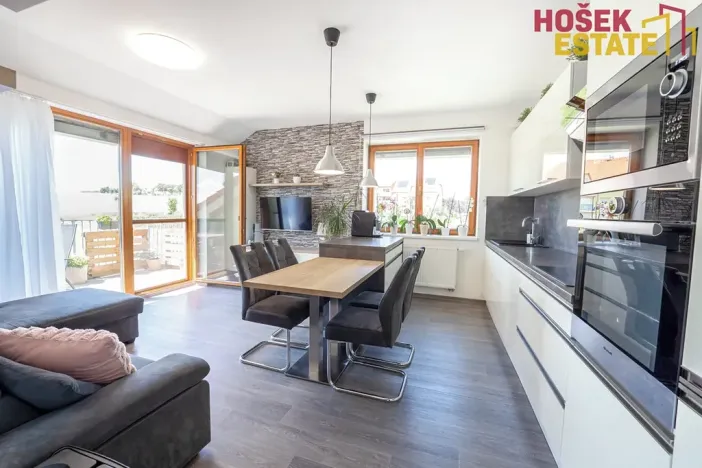 Prodej bytu 3+kk, Holubice, 79 m2