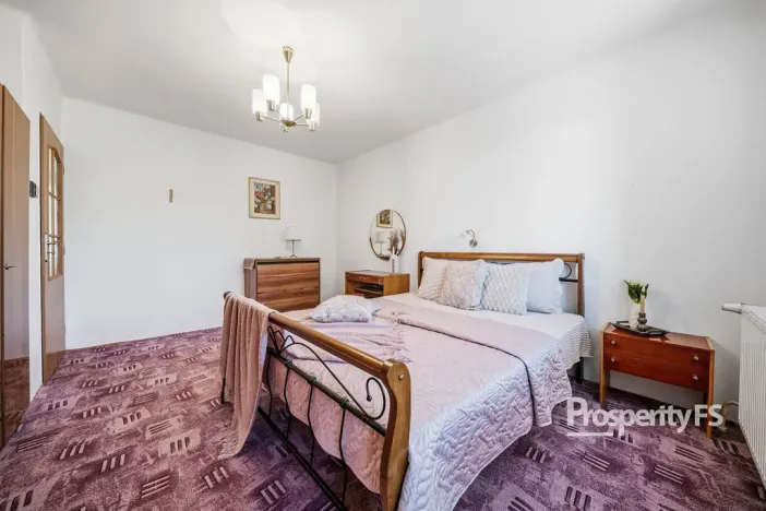 Prodej rodinného domu, Nové Strašecí, Nad Větrákem, 175 m2