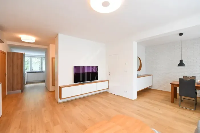 Pronájem bytu 3+kk, Praha - Radlice, Kroupova, 87 m2