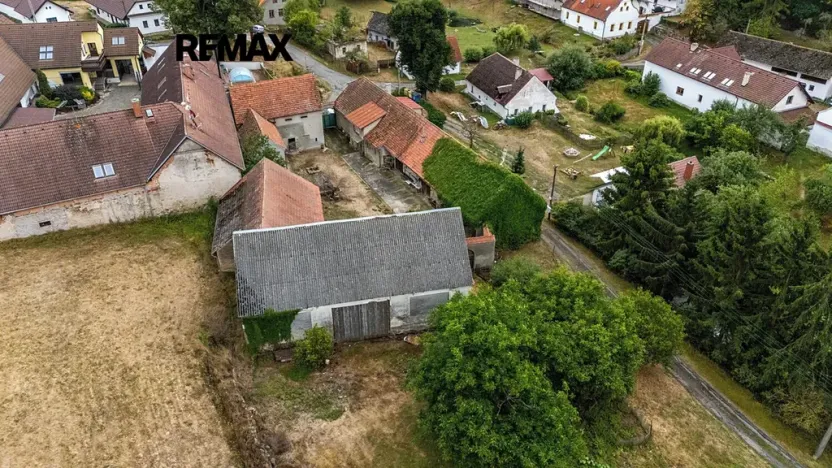 Prodej zemědělské usedlosti, Soběhrdy, 365 m2