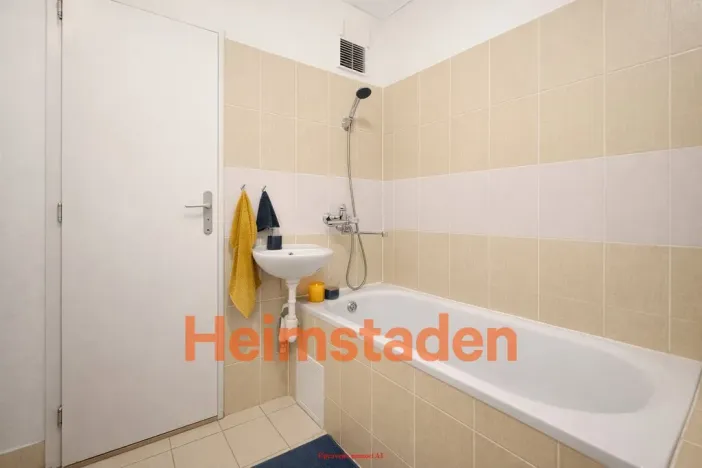 Pronájem bytu 1+1, Karviná - Hranice, Rudé armády, 38 m2