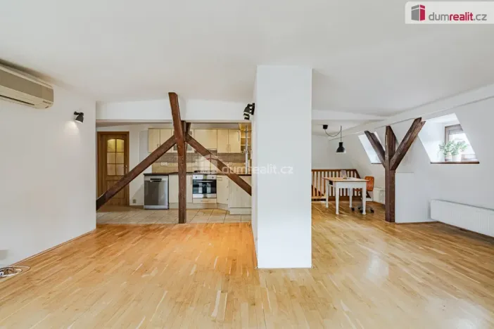 Prodej bytu 3+kk, Karlovy Vary, Svahová, 100 m2