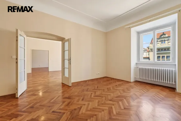 Pronájem kanceláře, Praha - Staré Město, Staroměstské náměstí, 130 m2