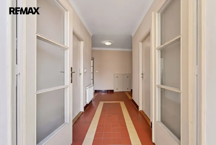 Pronájem kanceláře, Praha - Staré Město, Staroměstské náměstí, 130 m2