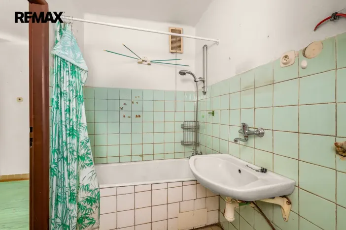Prodej bytu 3+1, Pelhřimov - Lipice, 78 m2