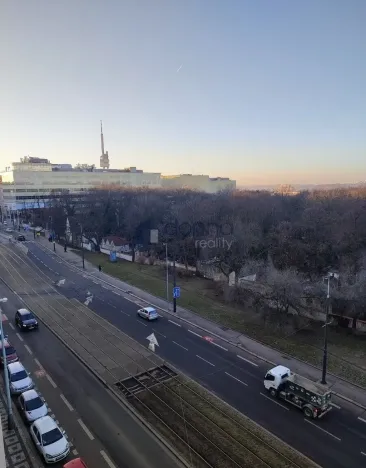 Pronájem bytu 3+kk, Praha, Vinohradská, 77 m2