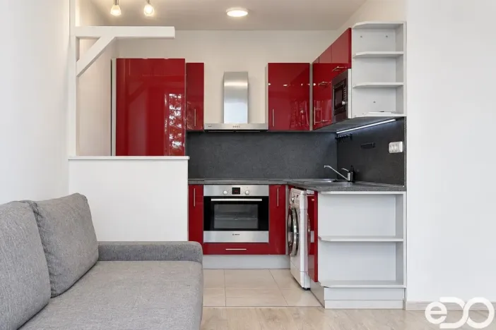 Pronájem bytu 2+kk, Praha, Točitá, 41 m2