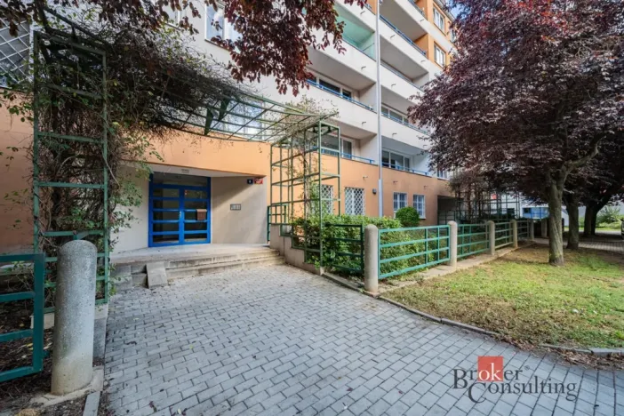Prodej bytu 2+kk, Praha - Stodůlky, Bašteckého, 43 m2