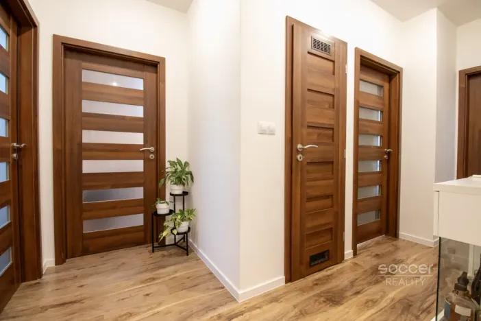 Prodej bytu 4+kk, Zápy, 83 m2
