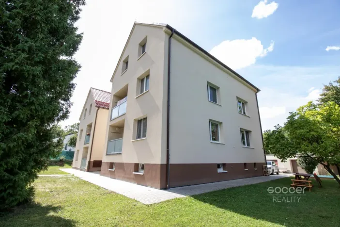 Prodej bytu 4+kk, Zápy, 83 m2