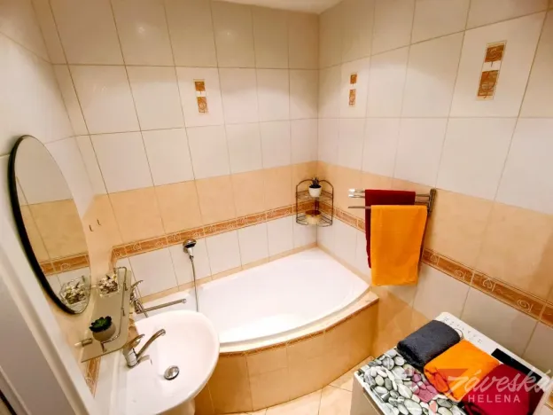 Prodej bytu 2+1, Jičín - Nové Město, Přátelství, 57 m2