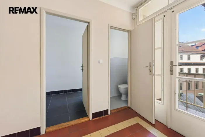 Pronájem bytu 3+1, Praha - Staré Město, Staroměstské náměstí, 130 m2