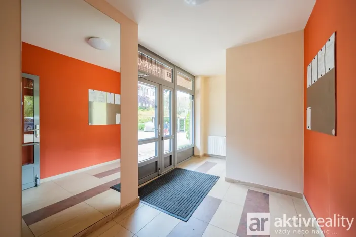 Pronájem bytu 2+kk, Praha - Smíchov, Na Císařce, 49 m2