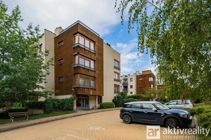 Pronájem bytu 2+kk, Praha - Smíchov, Na Císařce, 49 m2