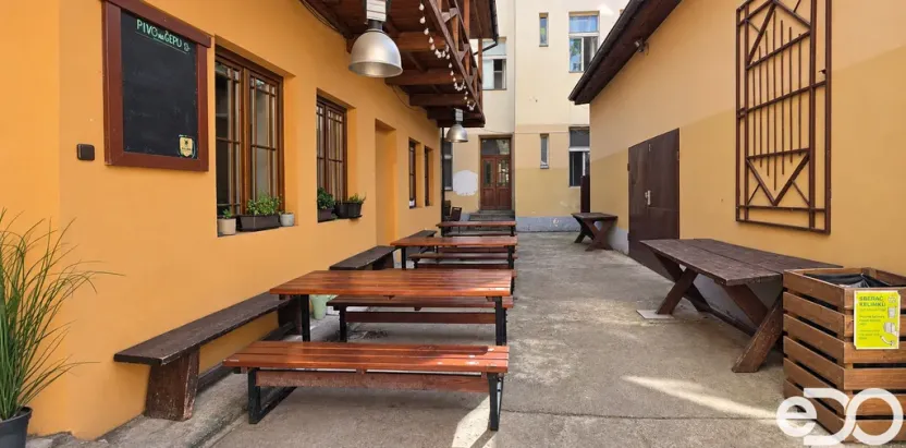 Pronájem restaurace, Praha, Nad Kolčavkou, 402 m2
