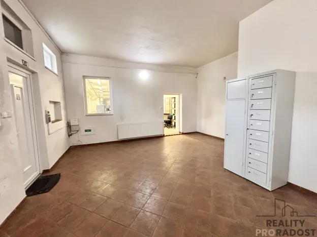 Prodej komerční nemovitosti, Šternberk, Svatoplukova, 244 m2