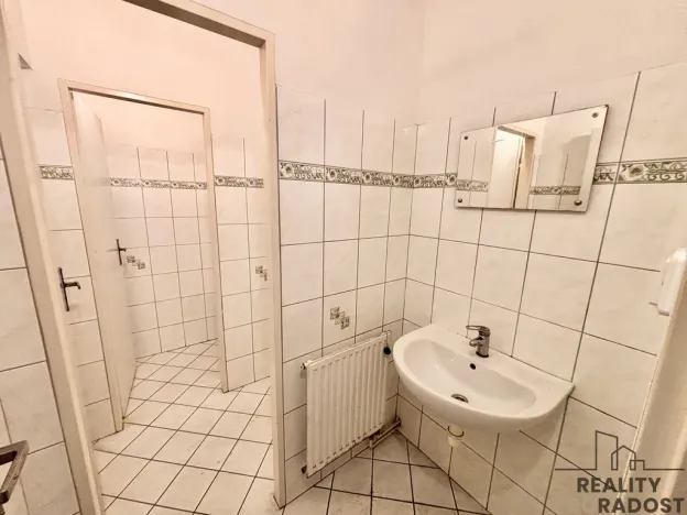 Prodej komerční nemovitosti, Šternberk, Svatoplukova, 244 m2