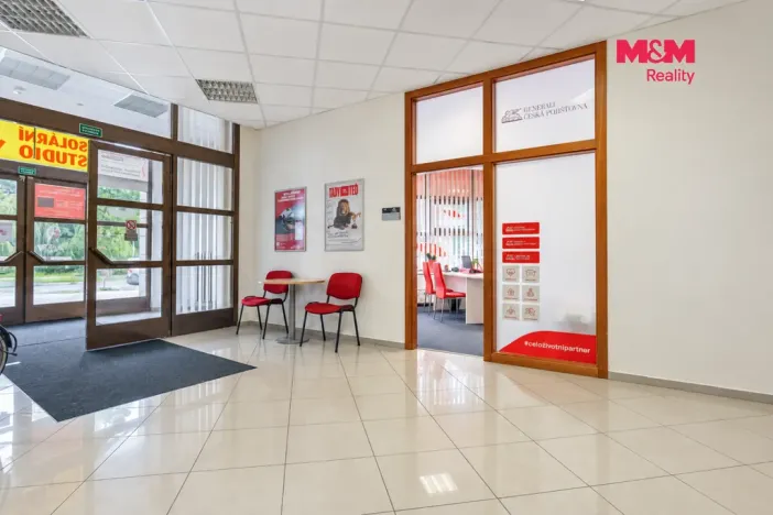 Prodej obchodního prostoru, Otrokovice, Tylova, 750 m2