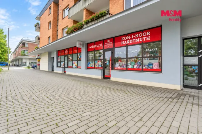 Prodej obchodního prostoru, Otrokovice, Tylova, 750 m2