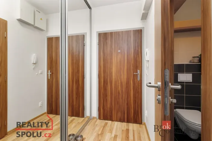 Pronájem bytu 1+kk, Praha - Kyje, Davidovičova, 31 m2