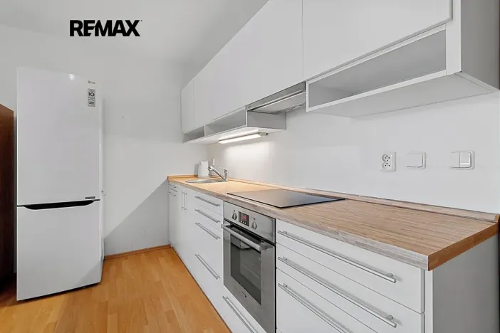 Pronájem bytu 2+kk, Plzeň, Waltrova, 62 m2
