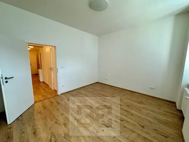 Pronájem bytu 2+kk, Brno, Stavební, 60 m2