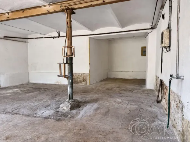 Pronájem výrobních prostor, Tábor, Pod Tržním nám., 140 m2