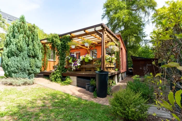 Prodej rodinného domu, Milovice, Kaštanová, 63 m2