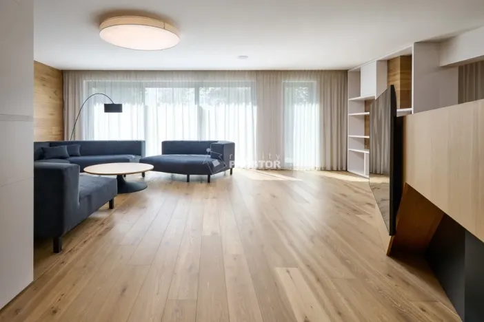 Pronájem rodinného domu, Praha - Troja, Pod Salabkou, 433 m2