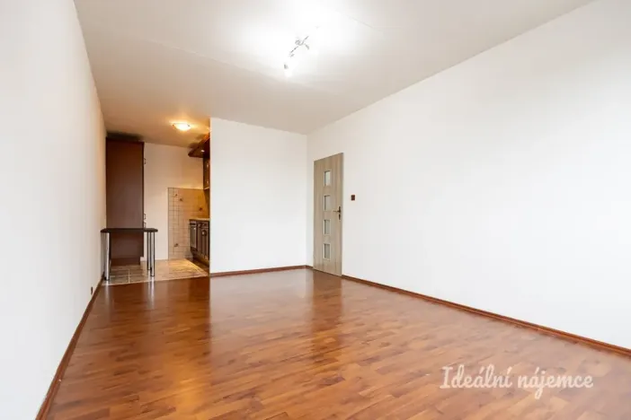 Pronájem bytu 2+kk, Praha, Na Komořsku, 45 m2