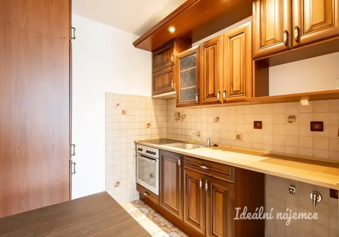 Pronájem bytu 2+kk, Praha - Komořany, Na Komořsku, 45 m2