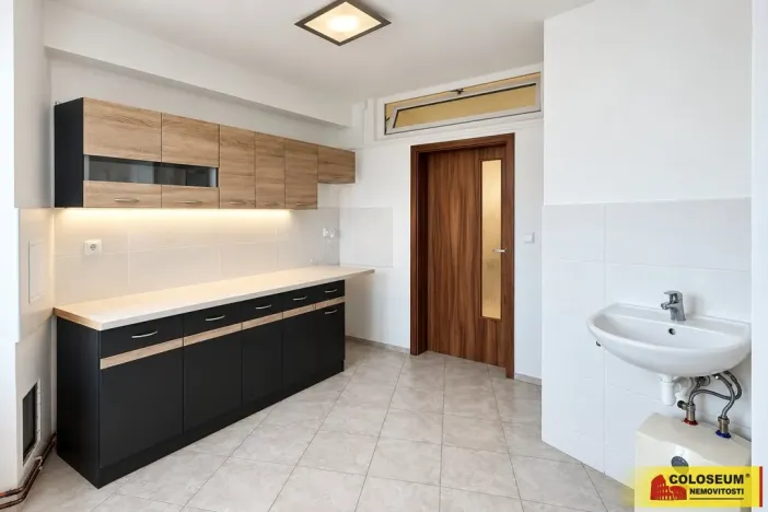 Pronájem kanceláře, Blansko, 79 m2