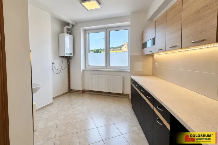 Pronájem kanceláře, Blansko, 79 m2