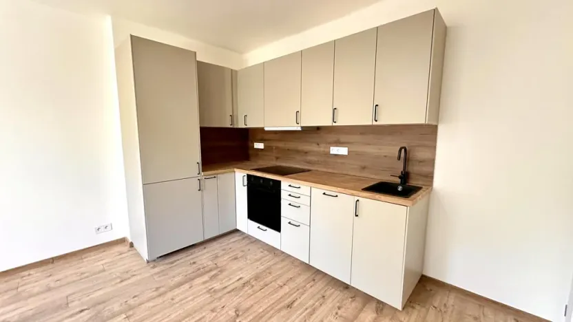 Prodej bytu 2+kk, Praha - Letňany, Rýmařovská, 36 m2
